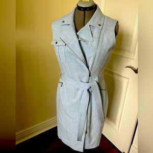 Calvin Klein chambray blue dress with beautiful zipper detail. Size 12.